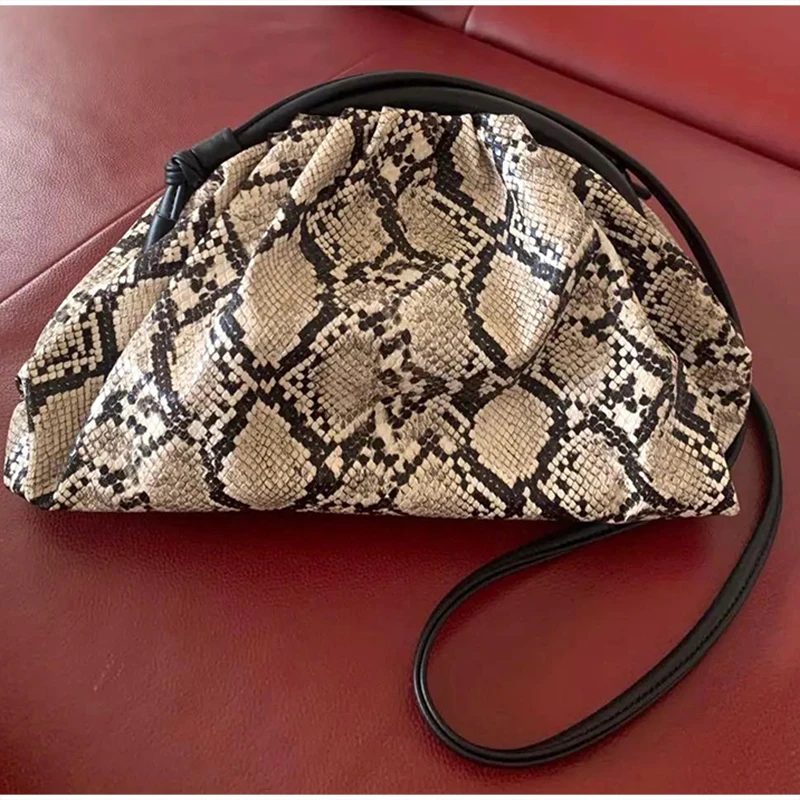 Fashion Zebra Print Pouch, Wom - Luxury Bags Consignment recension och pris