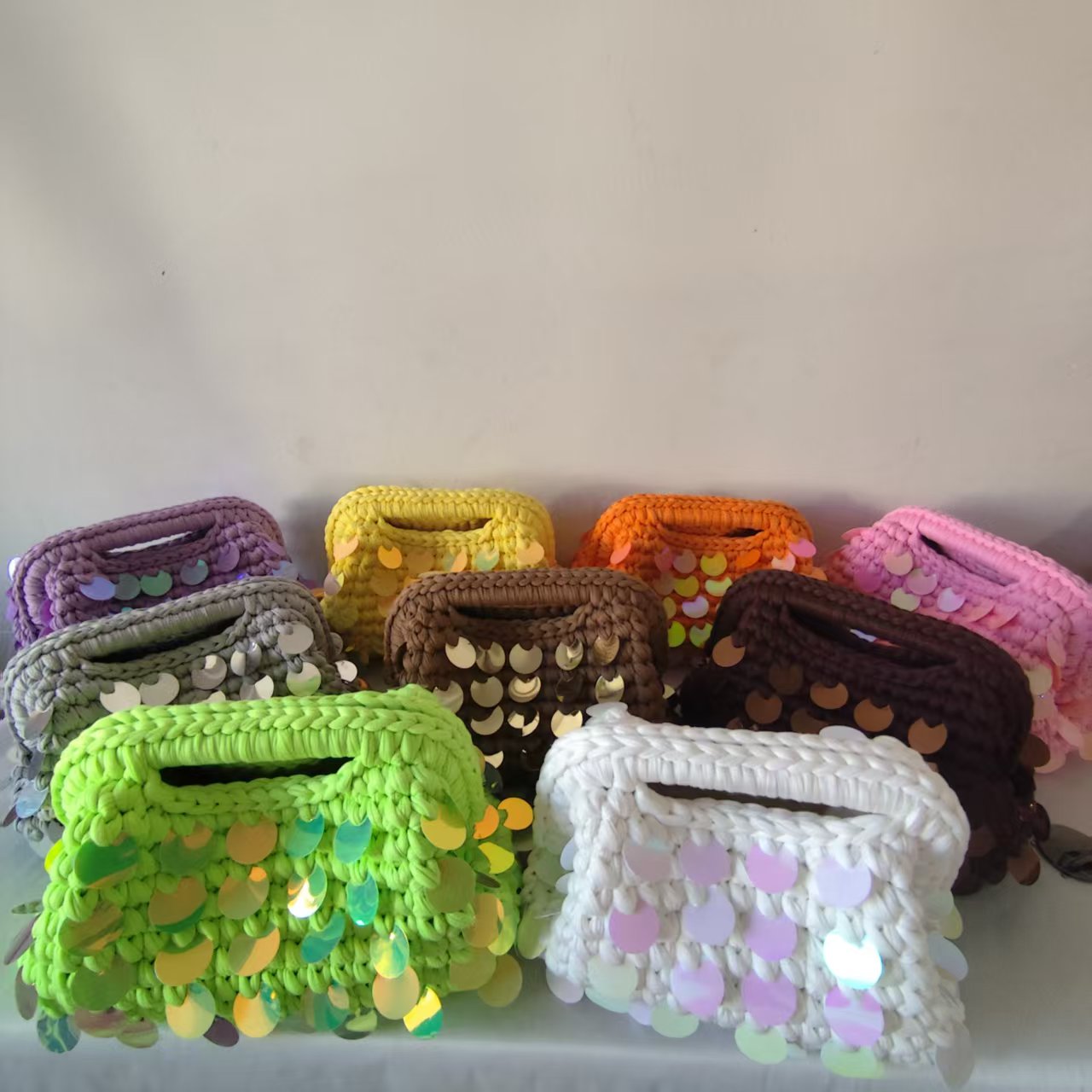 Yiwu Yingzi Hand-Woven Sequin  - Luxury Bags Outlet recension och pris