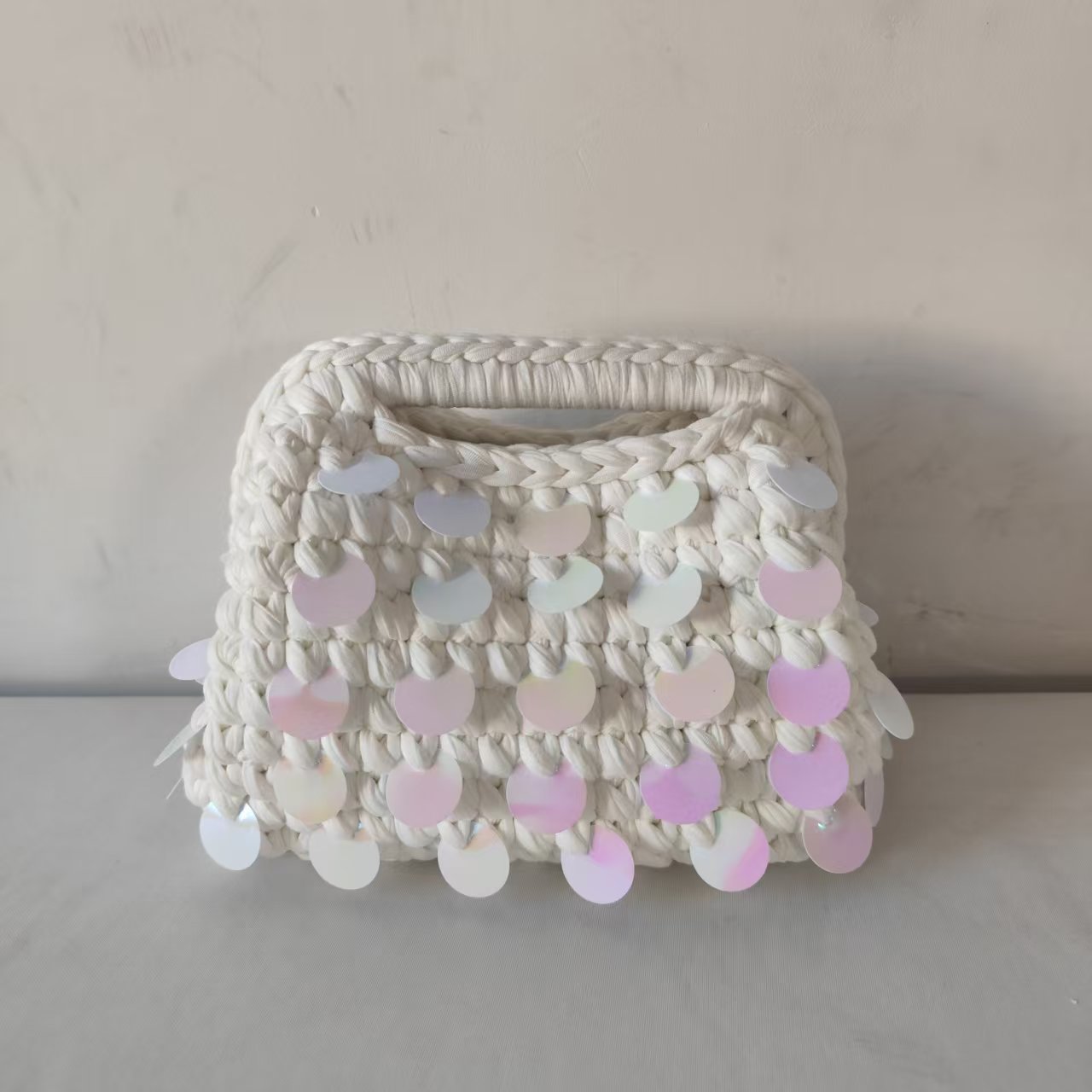 Yiwu Yingzi Hand-Woven Sequin  - Luxury Bags Outlet recension och pris