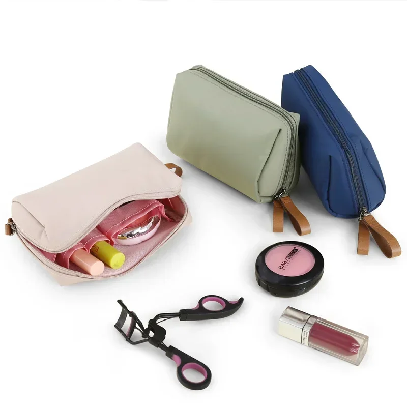 New Simple Women Cosmetic Bag  - Luxury Bags Consignment recension och pris