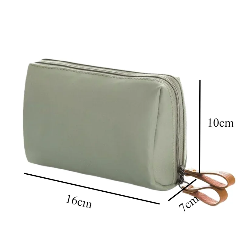 New Simple Women Cosmetic Bag  - Luxury Bags Consignment recension och pris