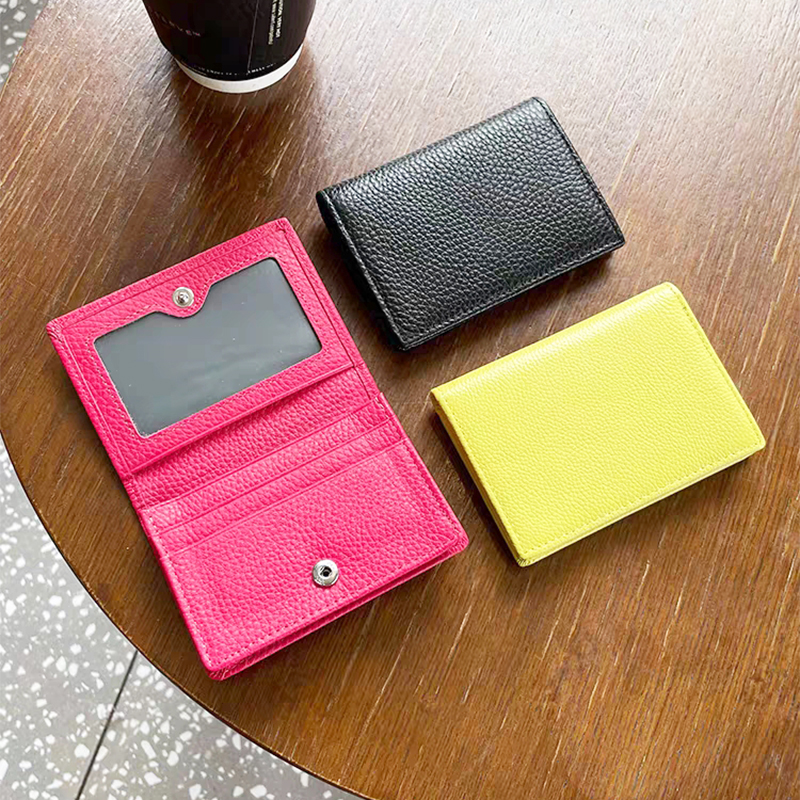 Custom Initials Business Card  - Luxury Bags Outlet recension och pris