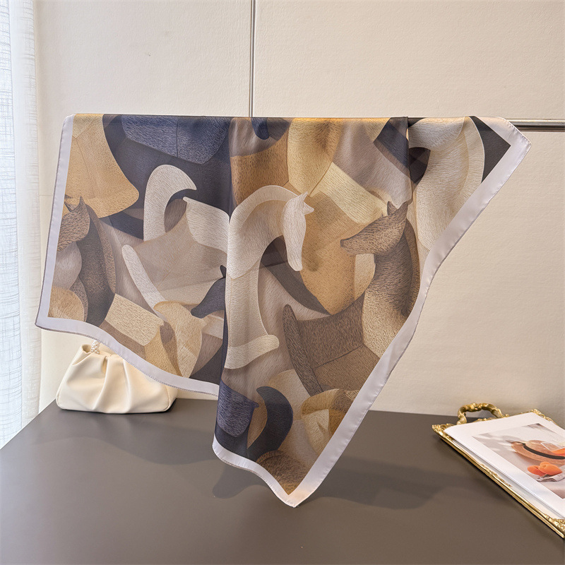 70cm Luxury Silk Square Scarf  - Luxury Bags For Summer recension och pris