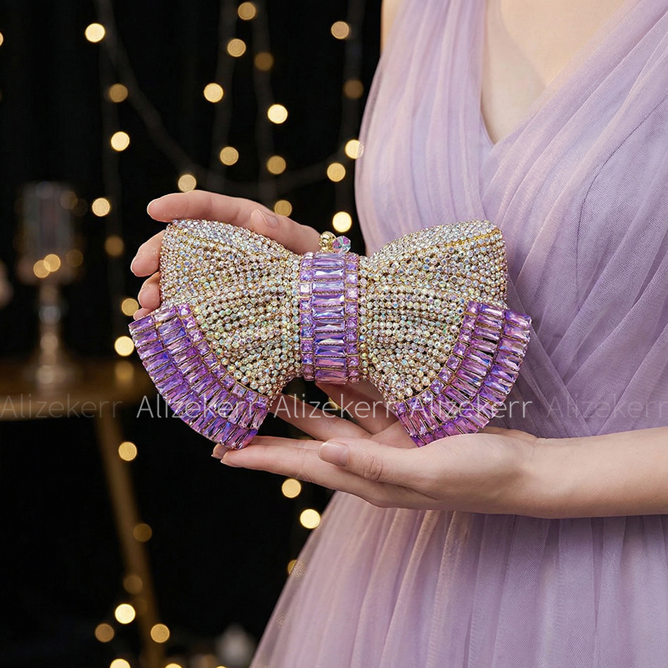 Alizekerr Bow Crystal Evening  - Luxury Bags Consignment recension och pris