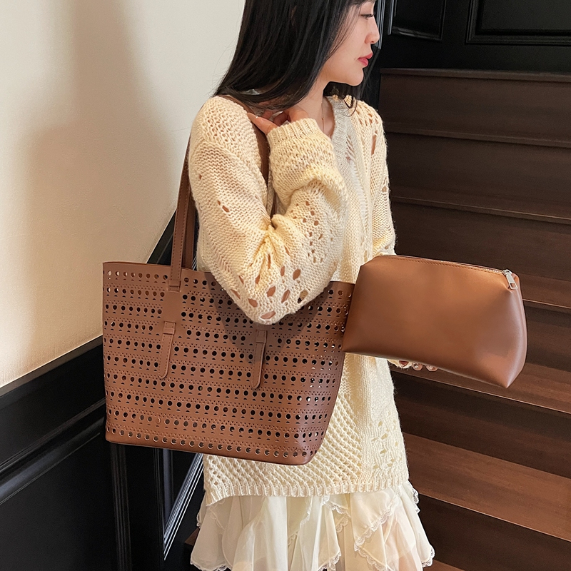Large Size Shoulder Tote Bags  - Luxury Bags Consignment recension och pris